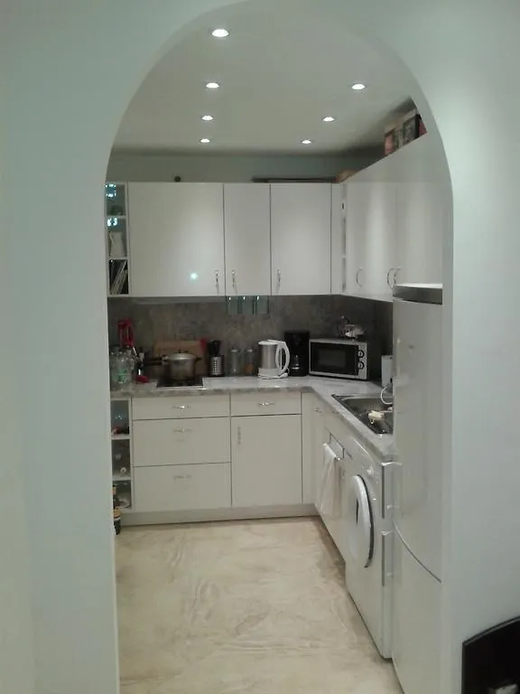 Schwabinglive Bed & Breakfast Munich