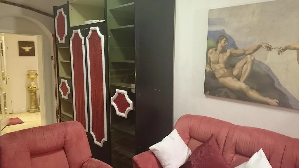Schwabinglive Bed & Breakfast Munich