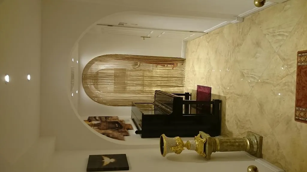Schwabinglive Bed & Breakfast Munich Germany