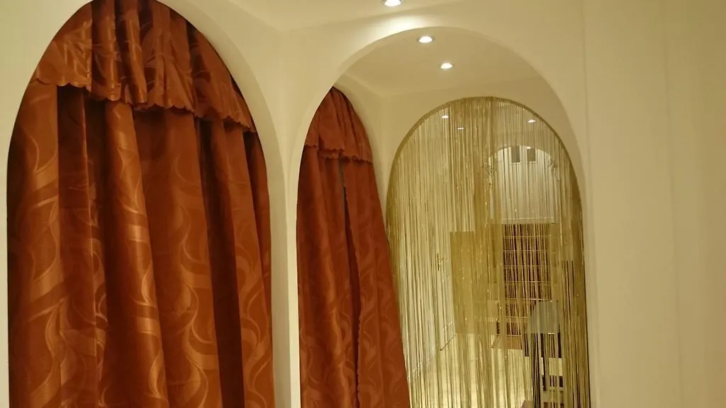 Schwabinglive Bed & Breakfast Munich 0*,